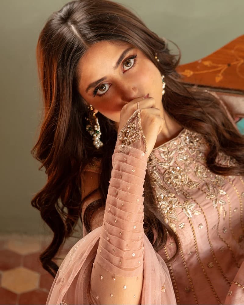 Faiza Saqlain - Nazmin - Image 5