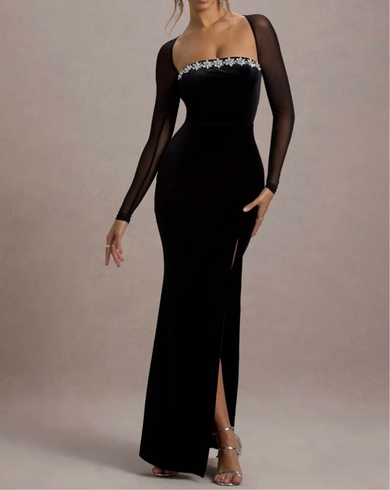Elegant Black Velvet Gown - Image 1