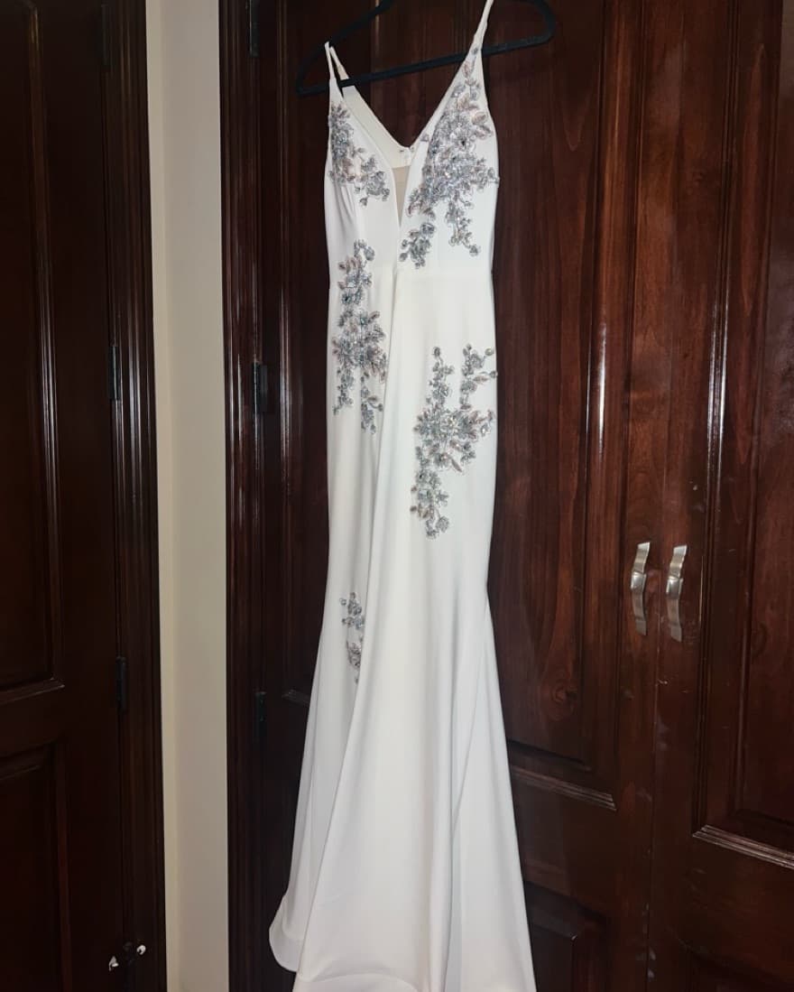 XSCAPE white beaded gown - Image 6