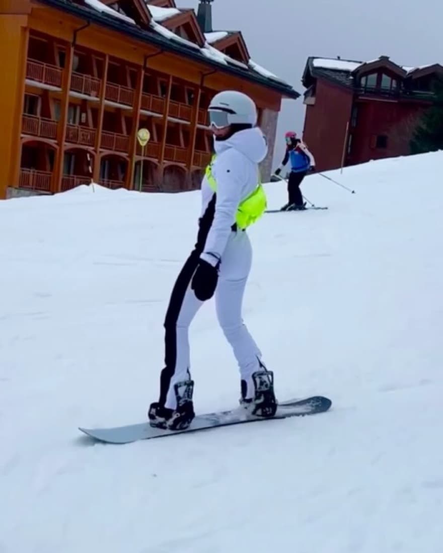 Goldbergh Parry White Ski Suit - Image 3