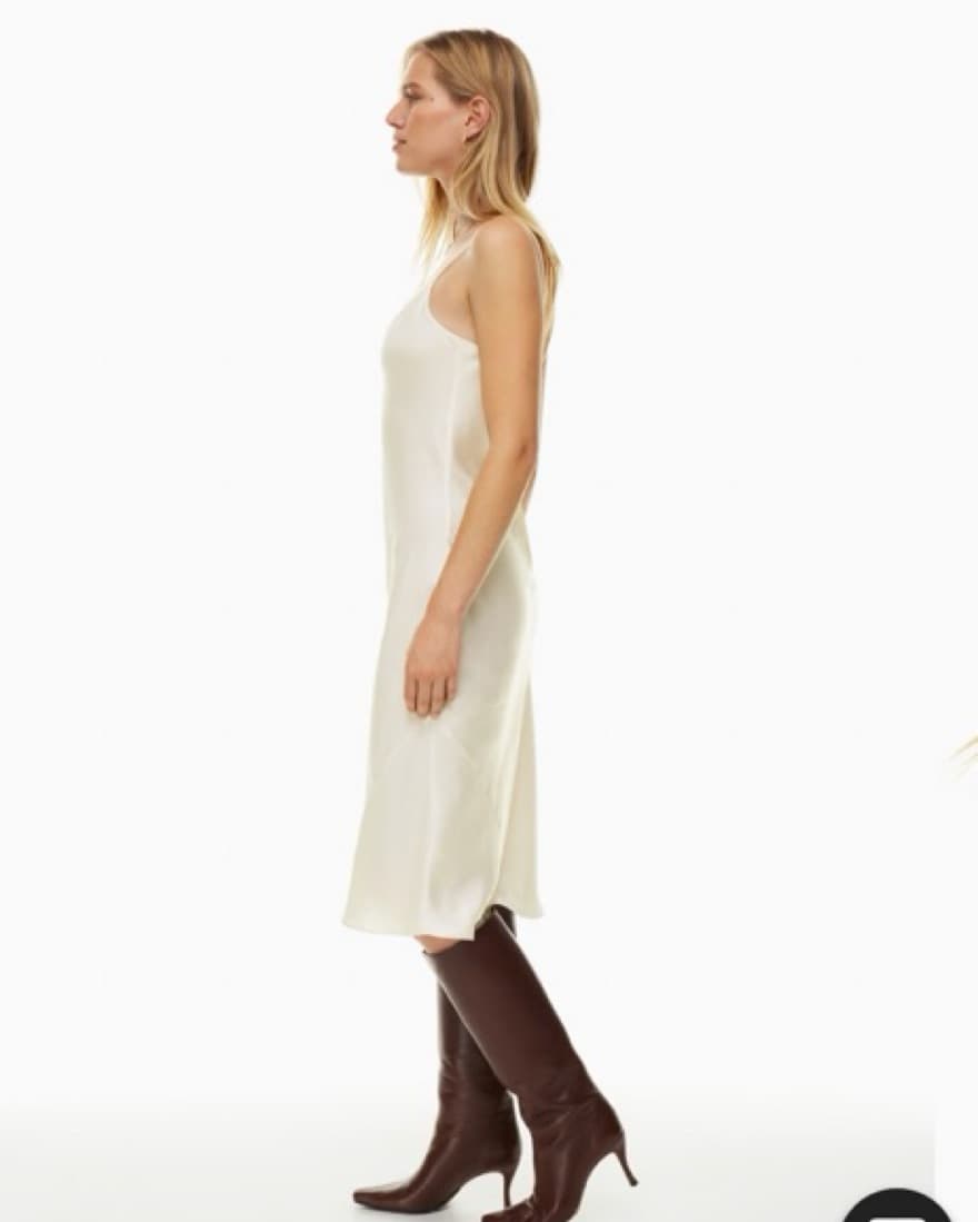 Aritzia Wilfred Only Satin Slip Dress - Image 3
