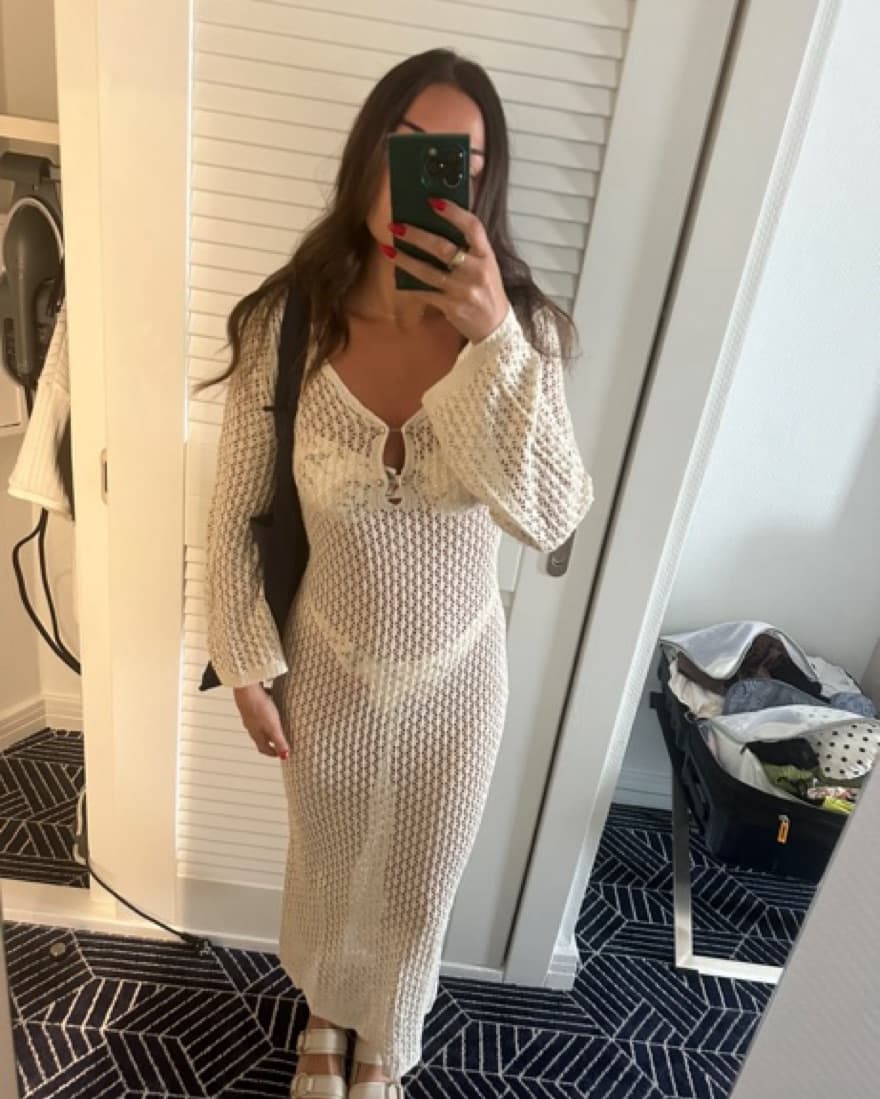 Crochet Beach Coverup  - Image 2