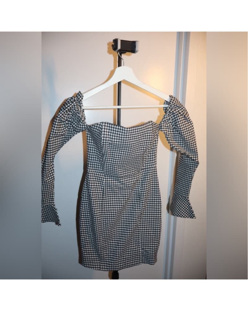 Stylish Gingham Puff Sleeve Dress - Image 4