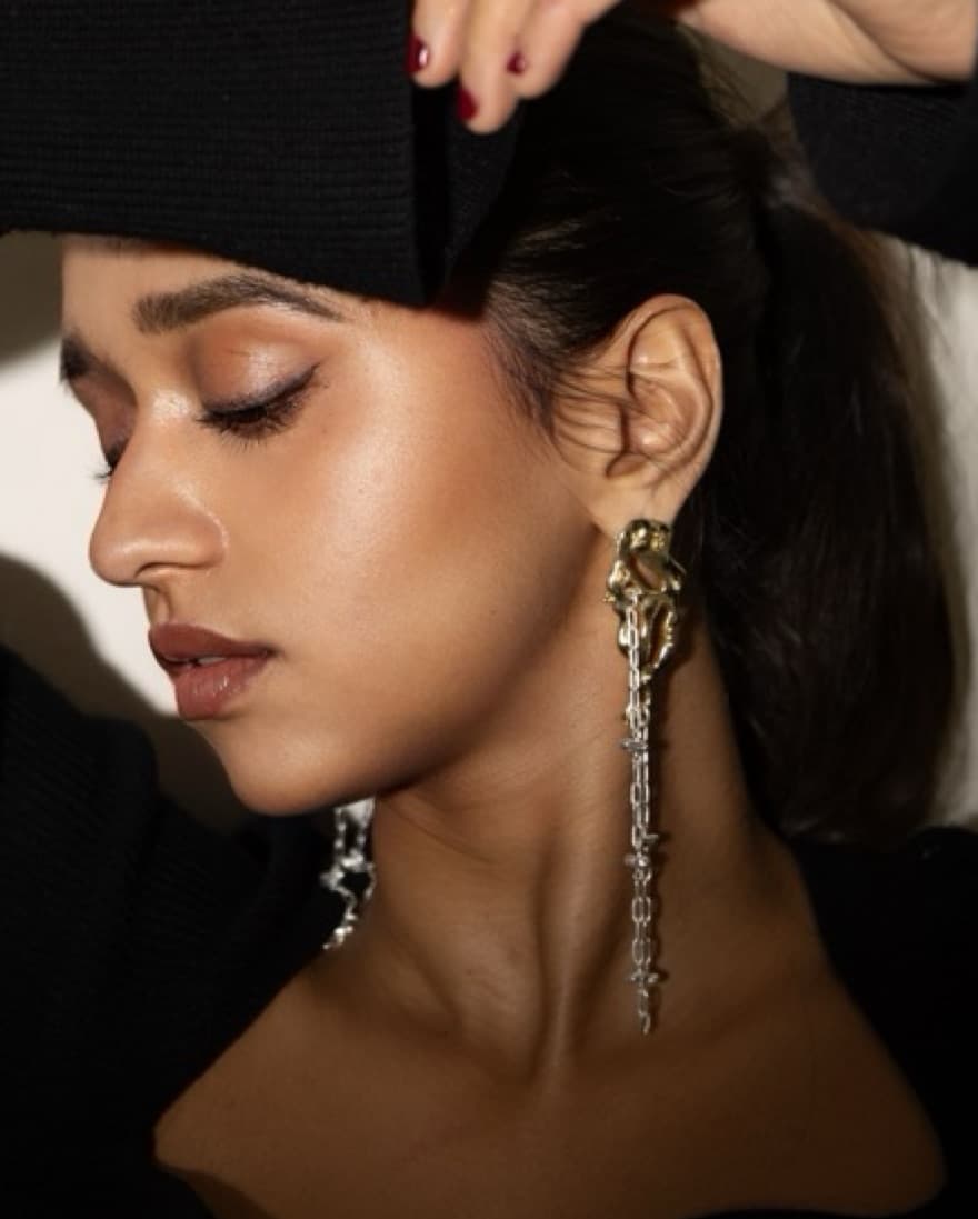 Gold/silver Earrings  - Image 1