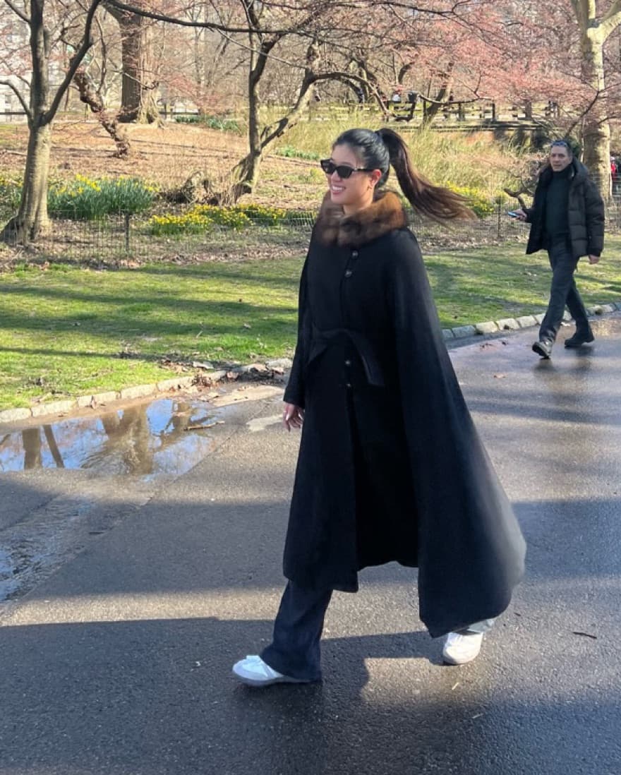 Vintage Black Fur Collar Wool Cape Coat  - Image 1