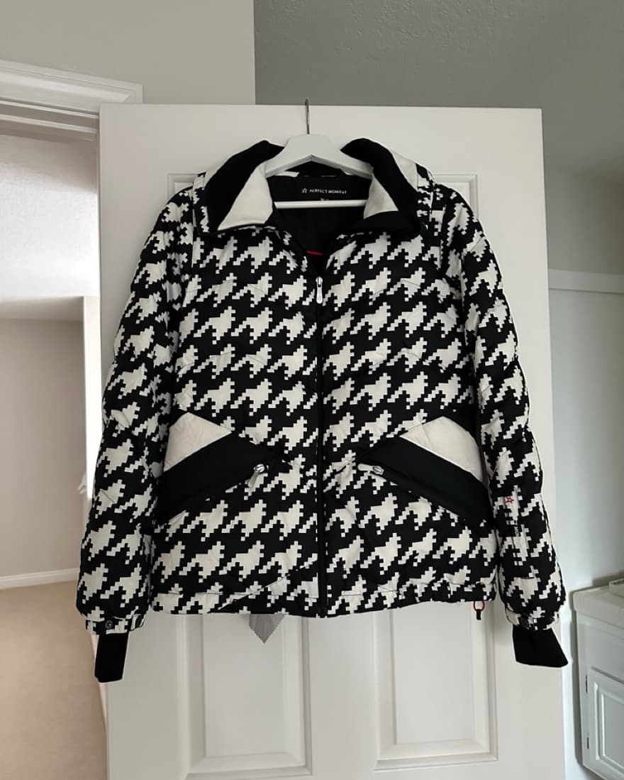 Perfect Moment Set - Jacket & Ski Bib  - Image 5