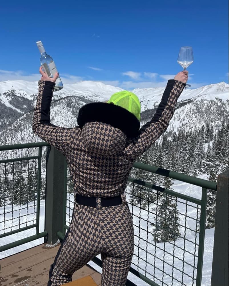 Apres Slimming Ski Suit  - Image 3
