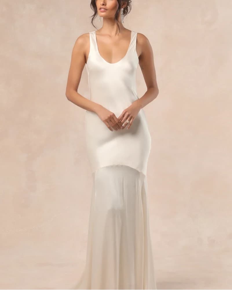 Elegant Ivory Satin Mermaid Gown - Image 1
