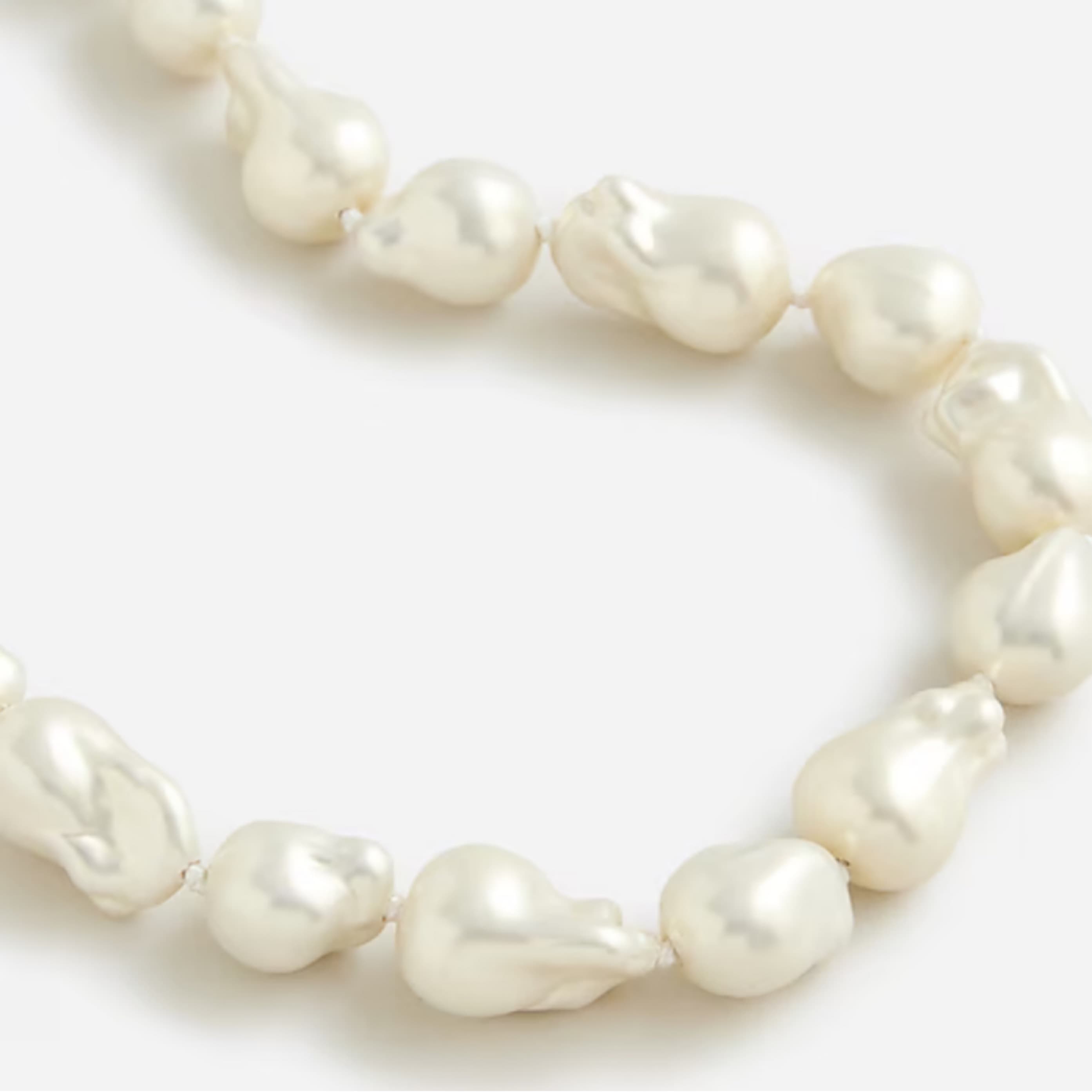 Pearl Statement Necklace - Image 4