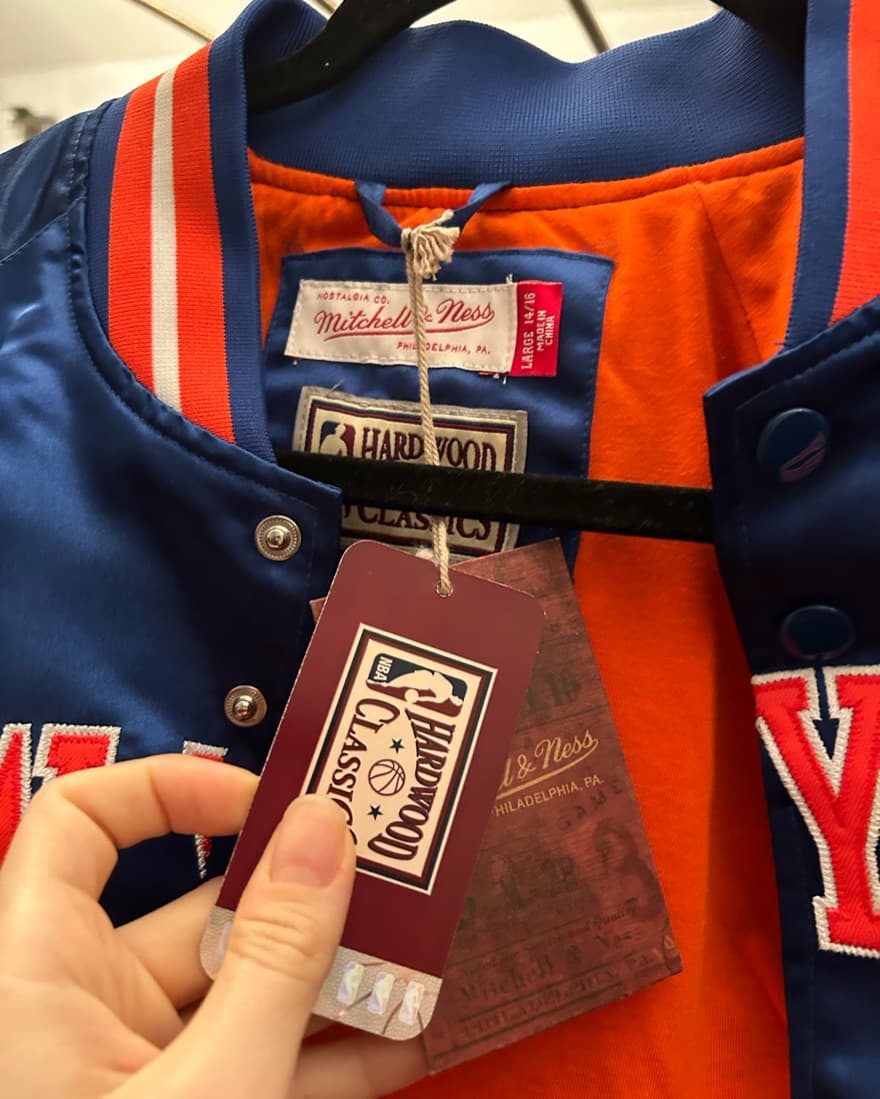 New York Knicks Jacket! NBA - Image 3