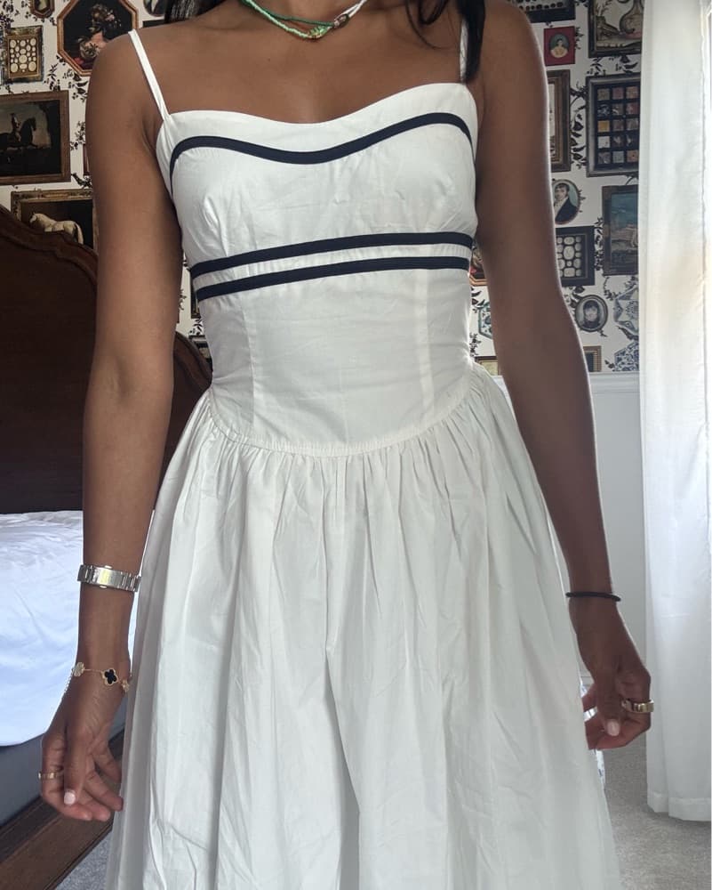 Elegant Striped Mini Dress - Image 2