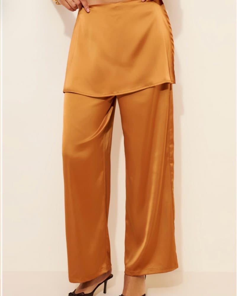 2 piece SET - Satin Top & Skirt Pants - Image 3