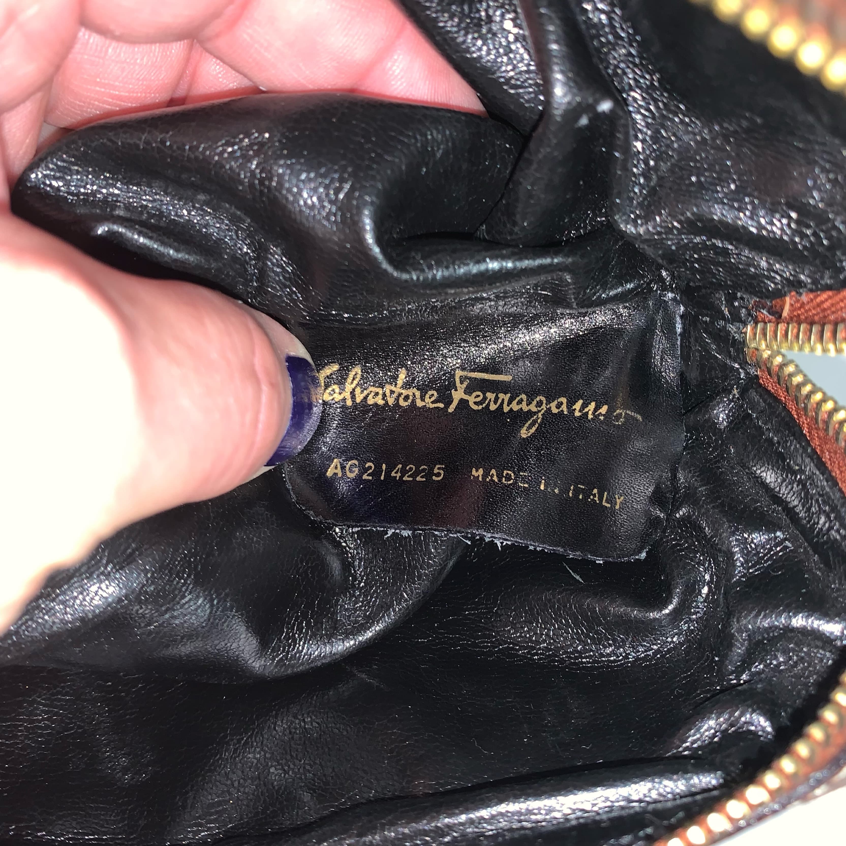 SALVATORE FERRAGAMO linen/leather CLUTCH - Image 3