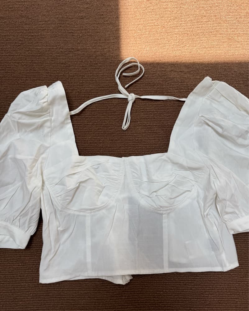 Full Outfit Red Skirt And White Blouse  - Image 5