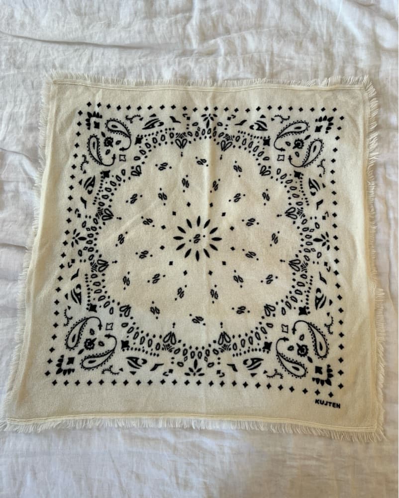 KUJTEN Cashmere Bandana - Image 5