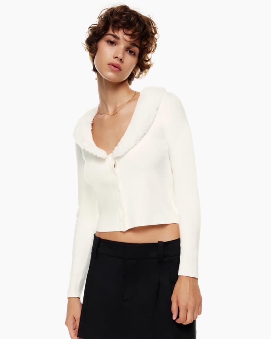 *BLACK* cropped cardigan with fur trim - Image 1