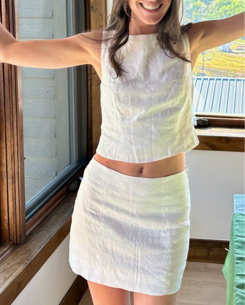 Reformation Linen Set - Image 1