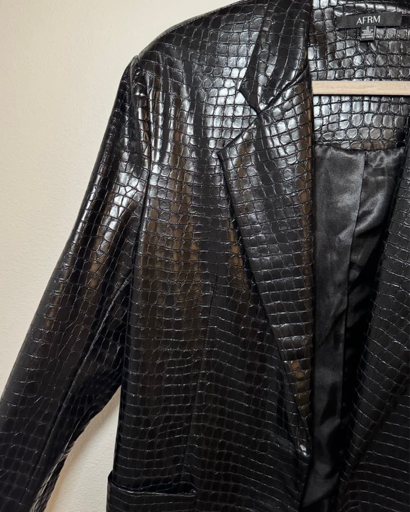 Croc-Embossed Faux Leather Blazer - Image 3