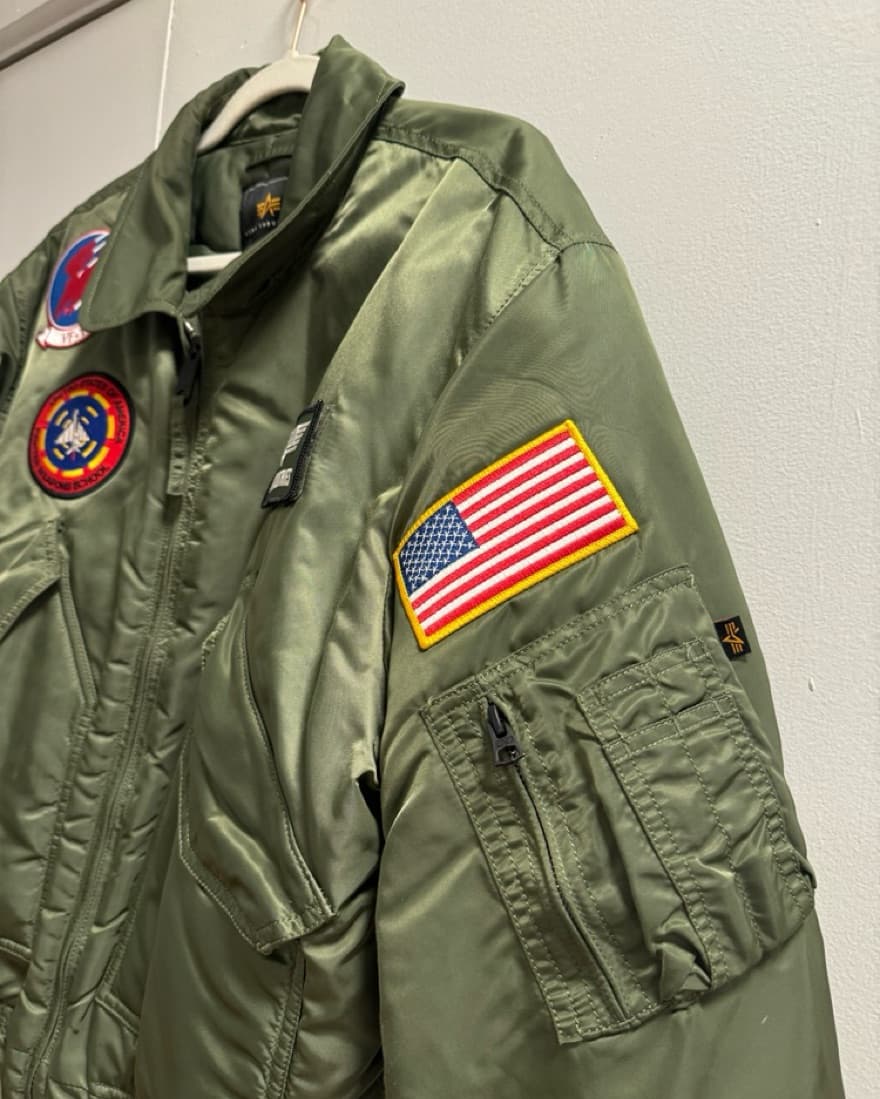 Vintage Military-Inspired Bomber Jacket - Image 3