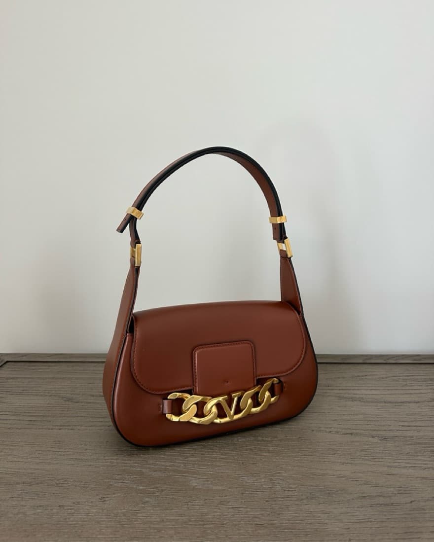 Valentino Garavani Chain Vogue Shoulder  - Image 1