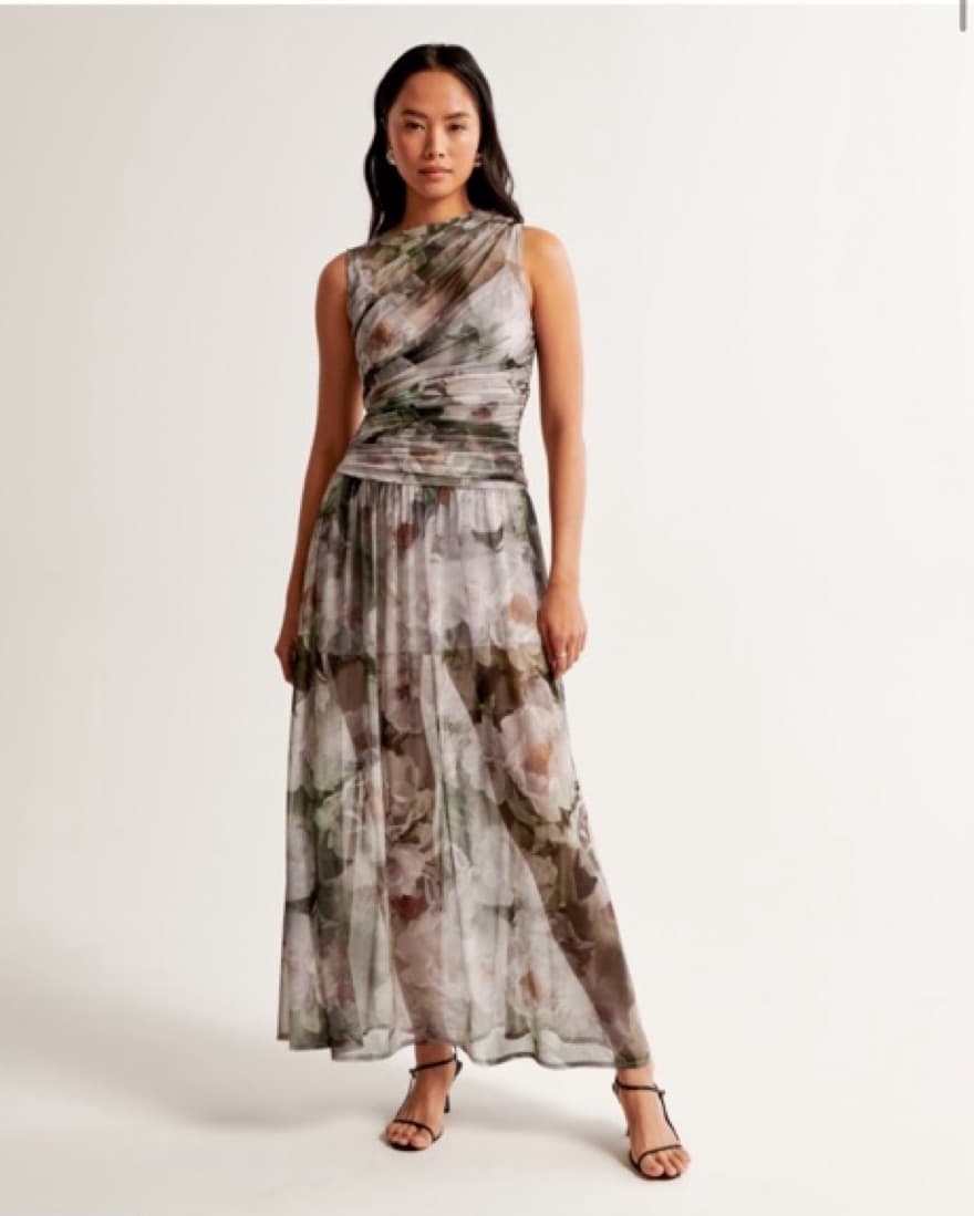 Elegant Floral Chiffon Maxi Dress - Image 1