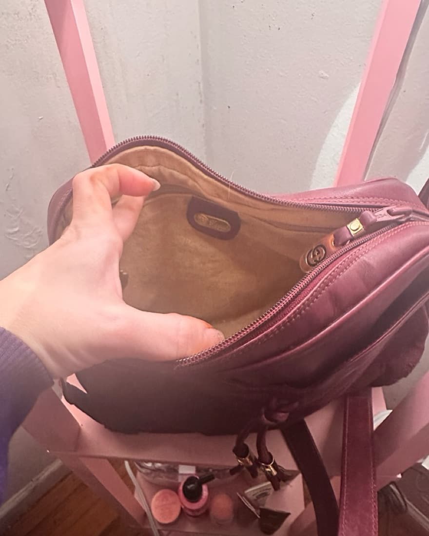 red Gucci crossbody - Image 3
