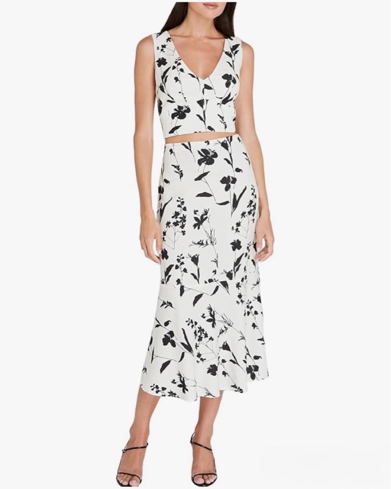 Elegant Floral A-line Skirt - Image 1