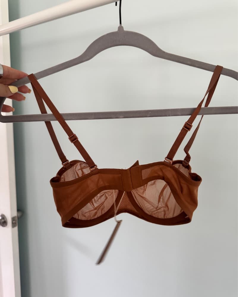 Skims Strapless And Strap Bra  - Image 3