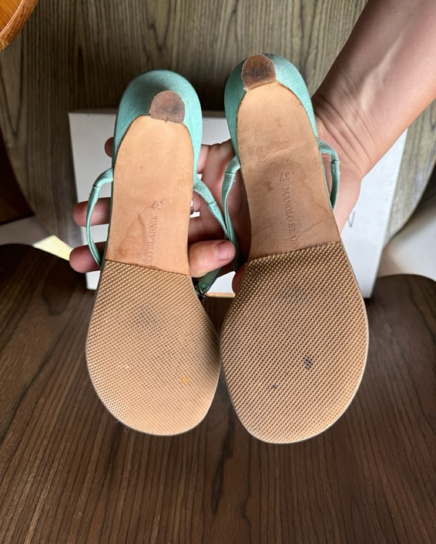 Vintage Tiffany Blue Manolo Blahnik - Image 4