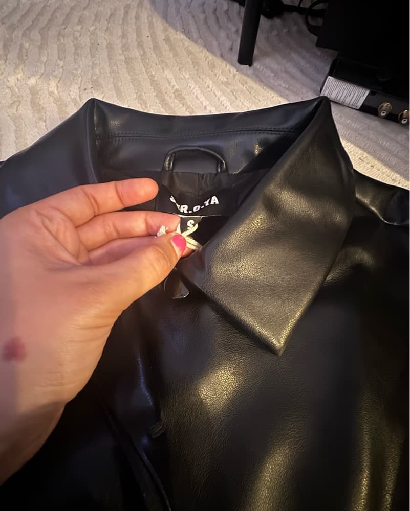 Seroya Edgy Faux Leather Cropped Jacket - Image 5