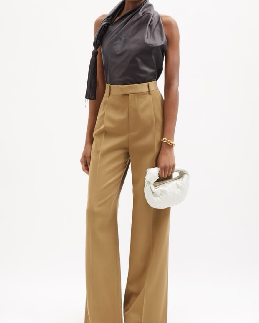 Bottega Veneta Jodie Mini Clutch Bag - Image 3