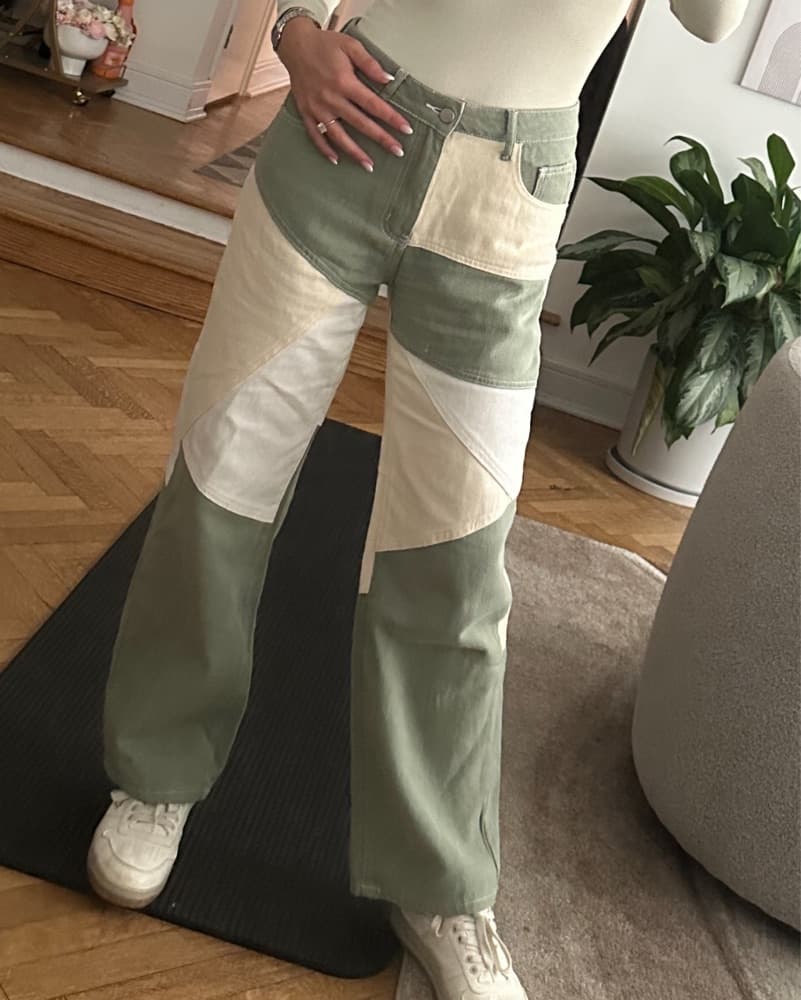 Green And White Cargo Pants - Image 1