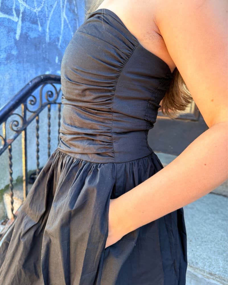 Black Strapless Gown - Image 2