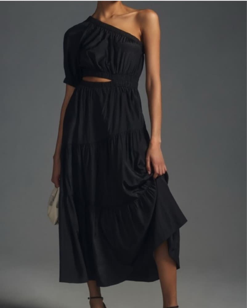Elegant One-Shoulder Black Midi Dress - Image 1