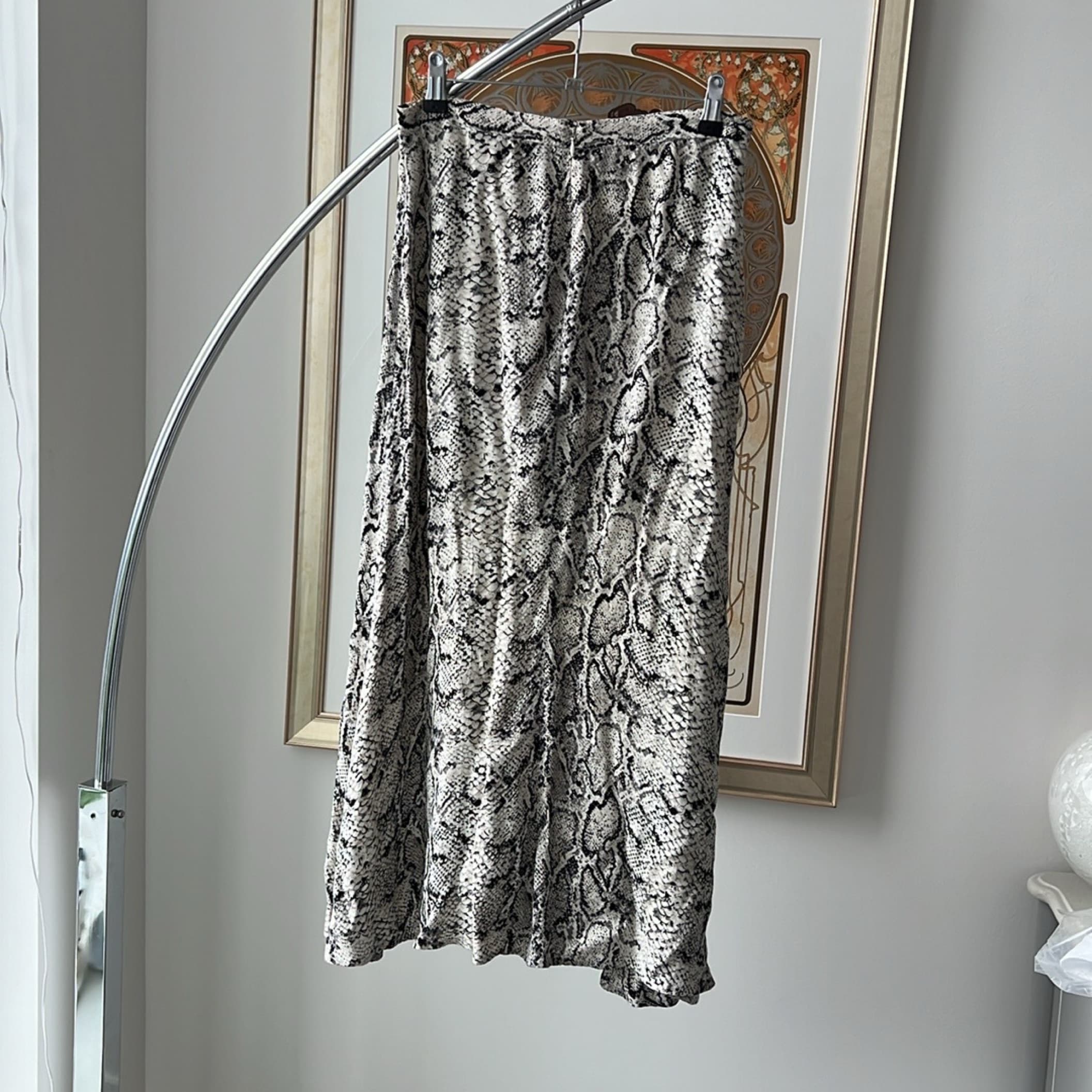 Reformation Bea Snakeskin Print Midi - Image 4