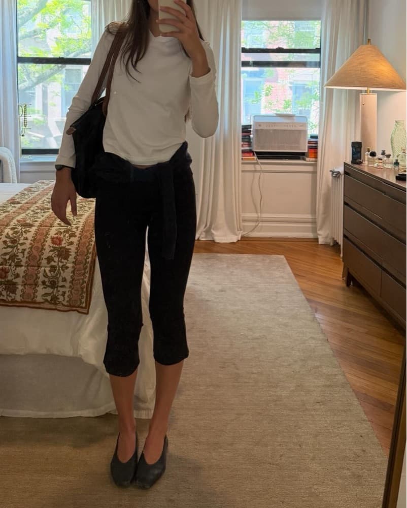 Revolve Majorelle Black Capris - Image 2