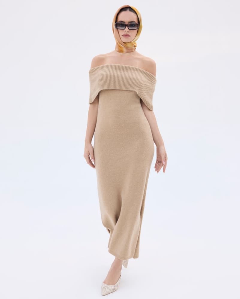 Chic Ribbed Knit Maxi Dress - Image 2