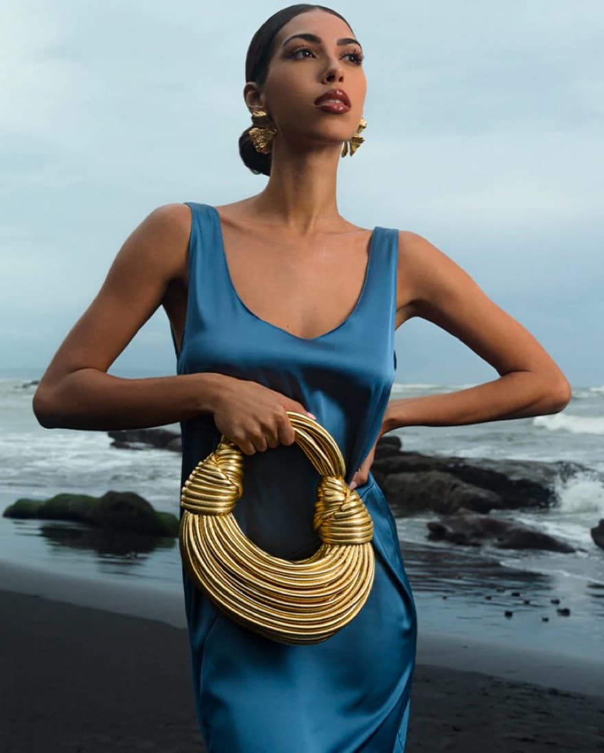 Verano Hill Amanda Gold Handbag - Image 2