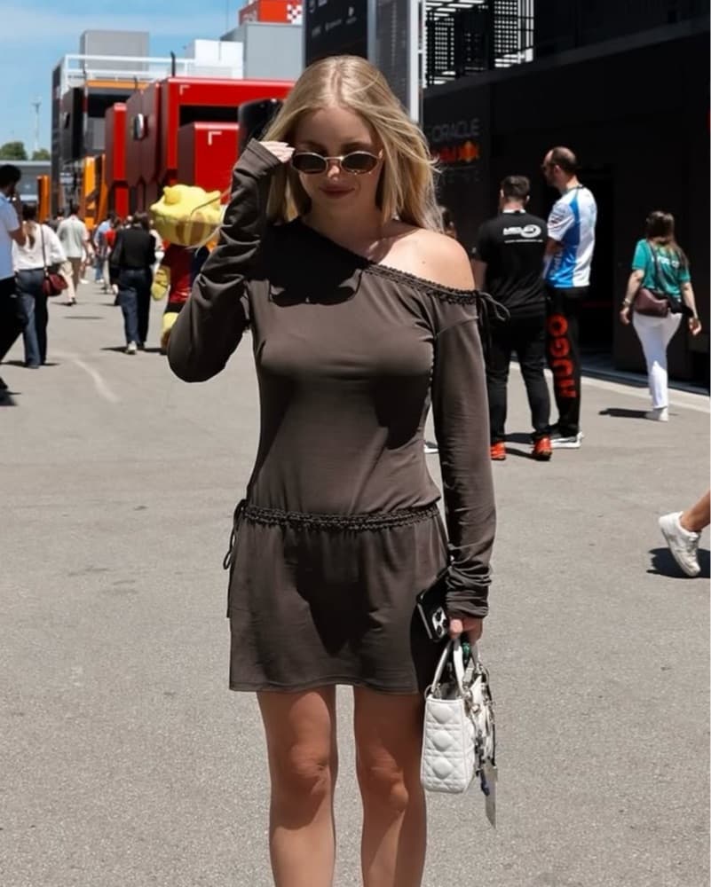 Chic Off-Shoulder Dress - Image 1