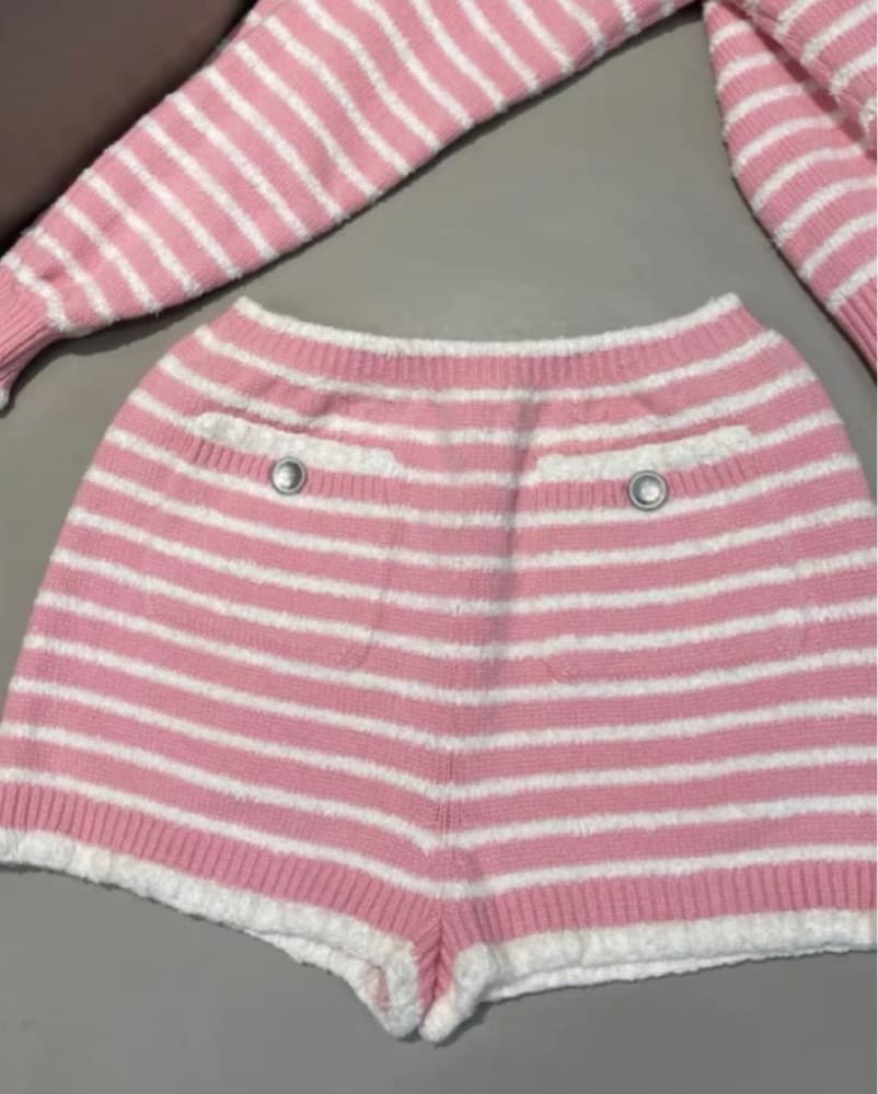 Chanel Knit Shorts Set - Image 2