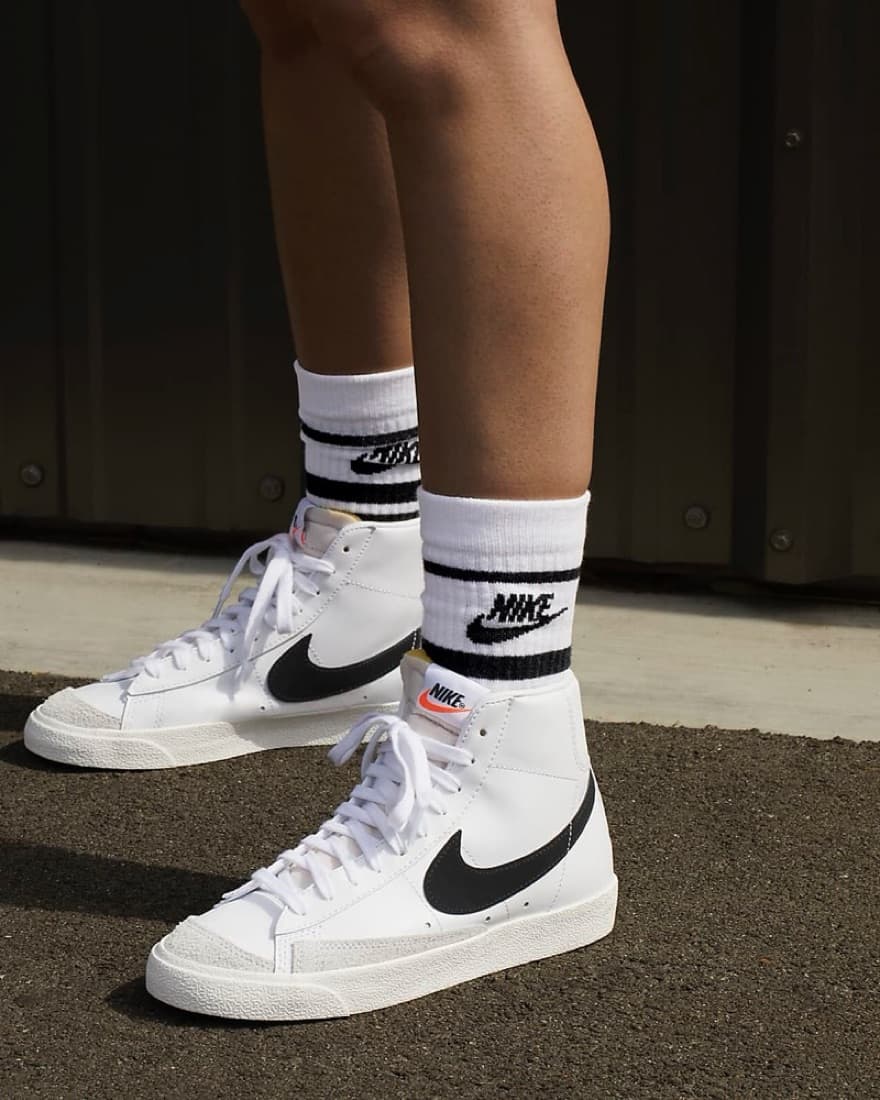 Nike Blazer Mid '77 - Image 1