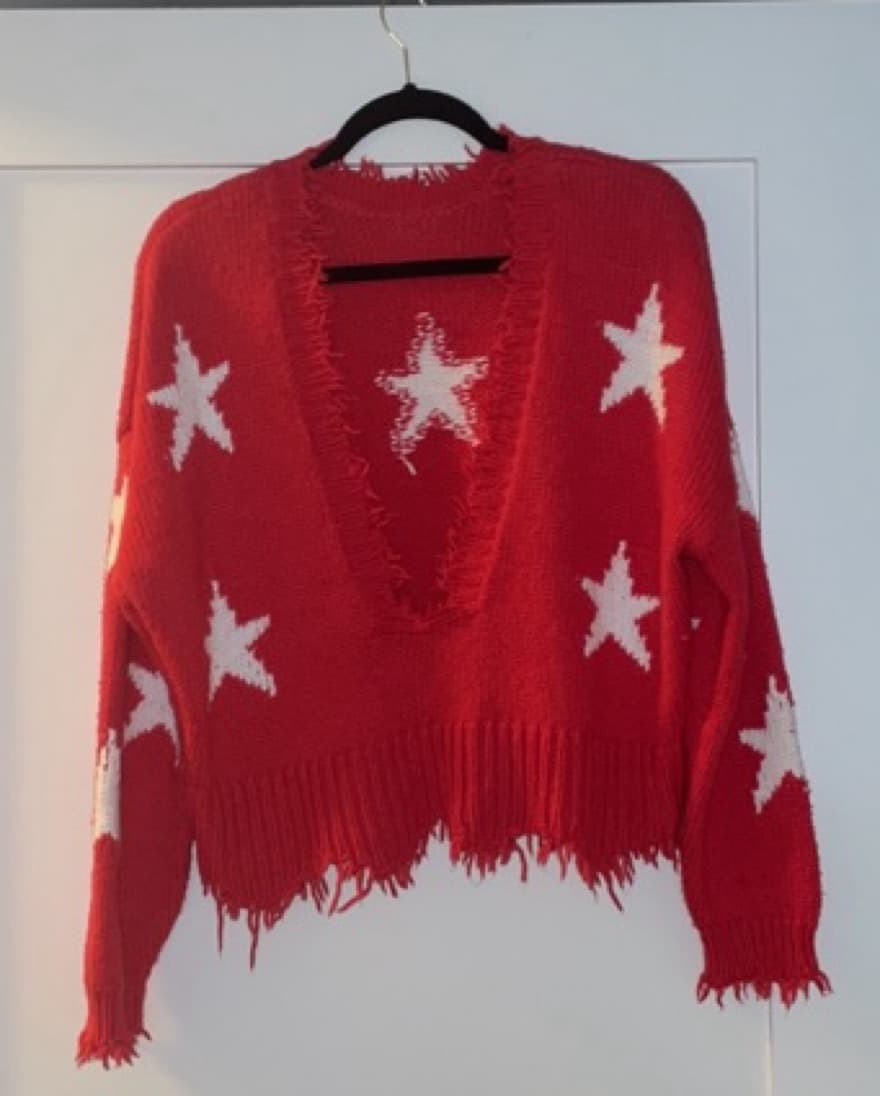 Wildfox v neck star sweater - Image 4