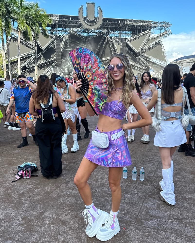 Holographic Festival Matching Set - Image 4