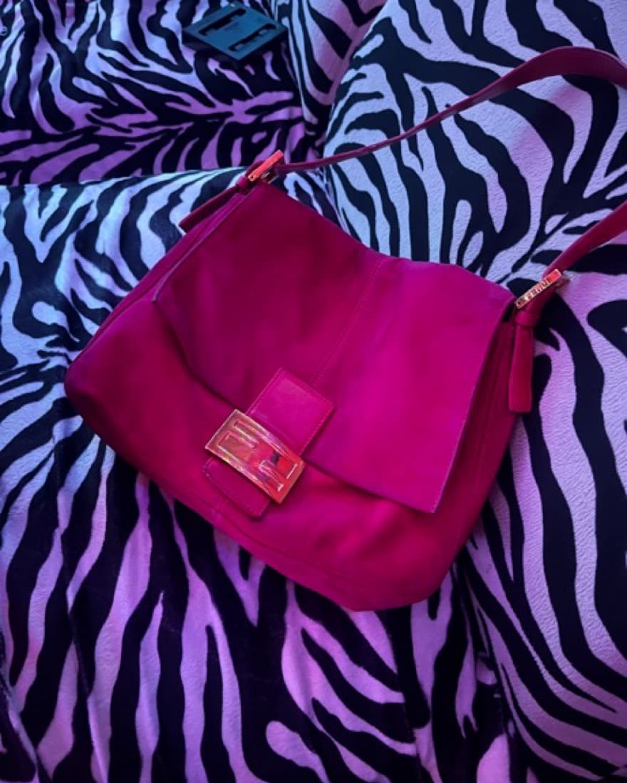Vintage hot pink Suede Fendi  - Image 2