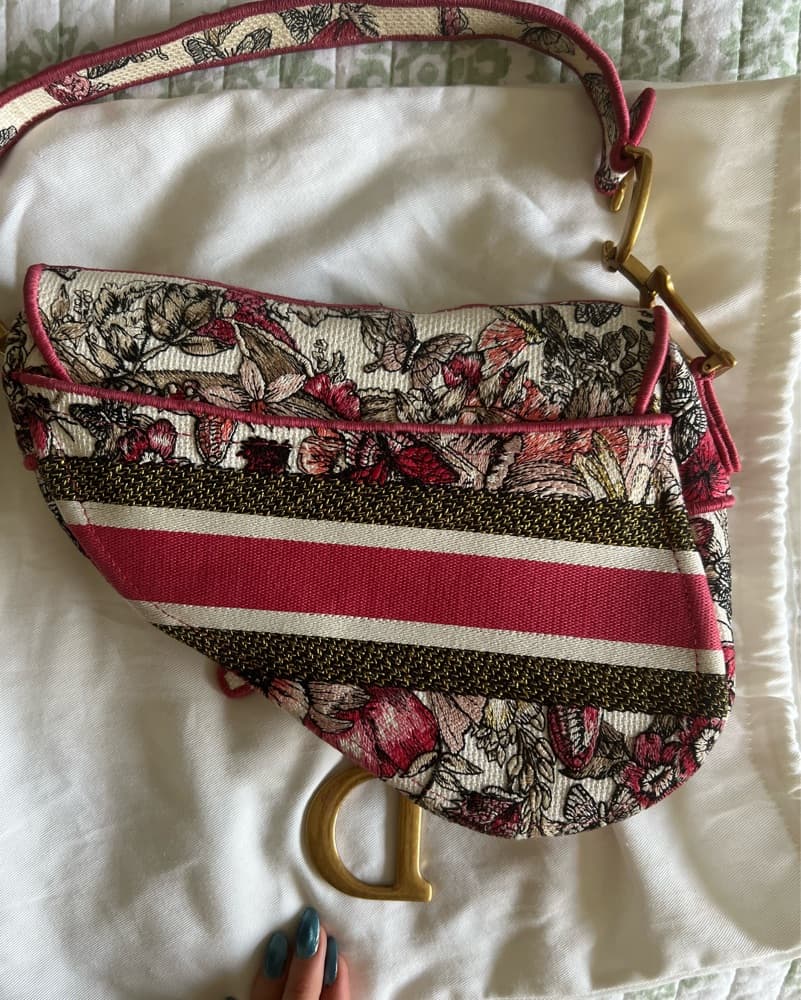 Dior Embroidery Saddle Bag - Image 4