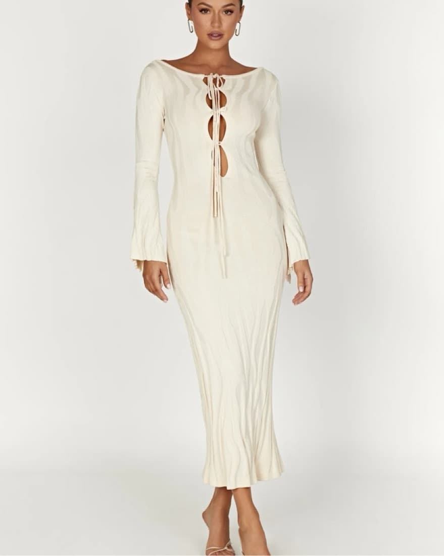 Long Sleeve Maxi Dress Beach - Image 2