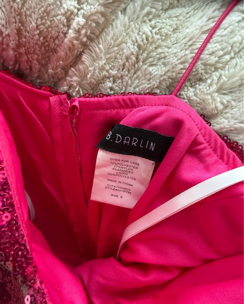 Vibrant Fuchsia Sequin Mini Dress - Image 4