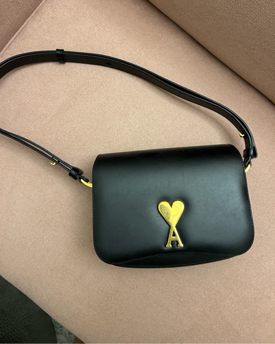 Ami Black Shoulder Bag - Image 1