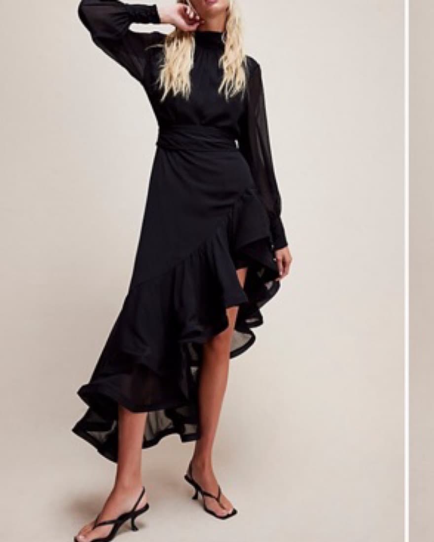 Gorgeous Black Dress With Open Back - Image 3