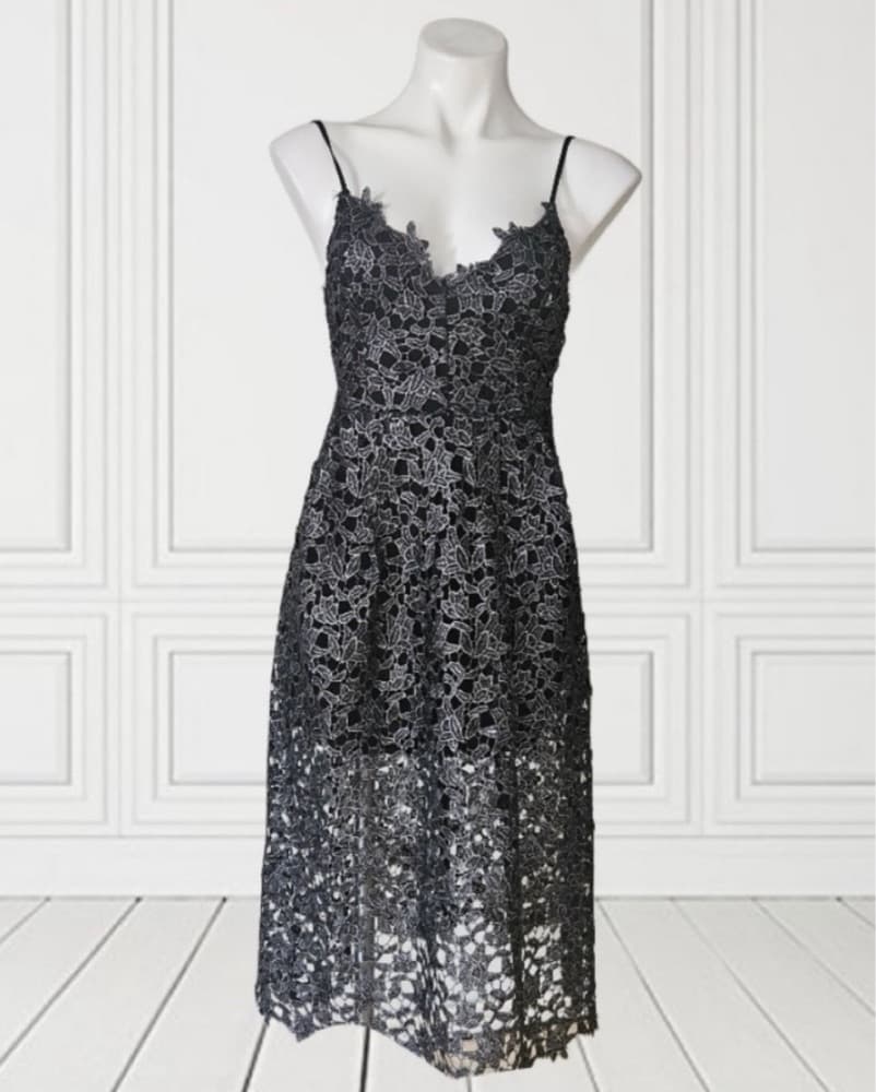 ASTR The Label Lace A-Line Midi Dress - Image 3